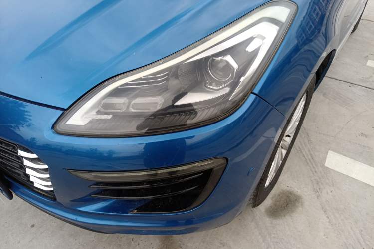 Used Zotye SR9 2017 2.0T Automatic Ultimate Road Edition Left Front Headlight