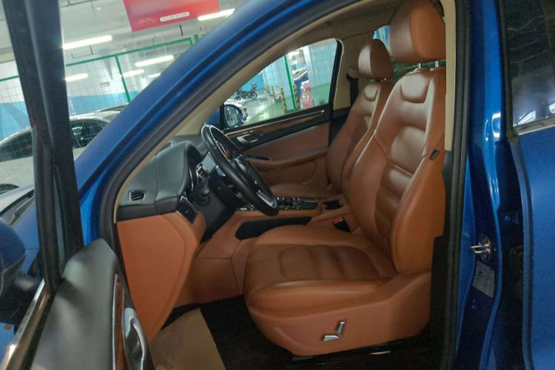 Used Zotye SR9 2017 2.0T Automatic Ultimate Edition Left Front Seat