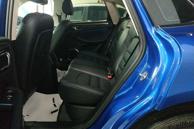 Used Zotye SR9 2017 2.0T Automatic Ultimate Edition Left Rear Seat