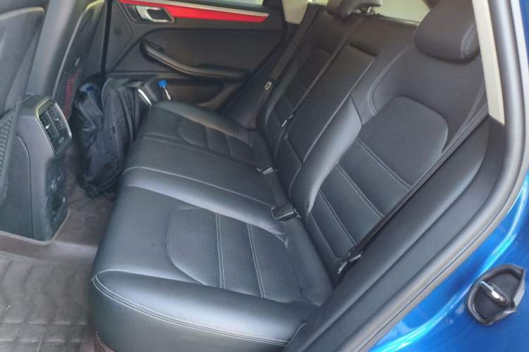 Used Zotye SR9 2017 2.0T Automatic Ultimate Edition Left Rear Seat