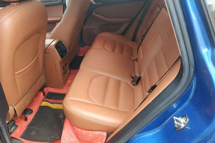 Used Zotye SR9 2017 2.0T Manual "Ultimate Light" Edition Left Rear Seat