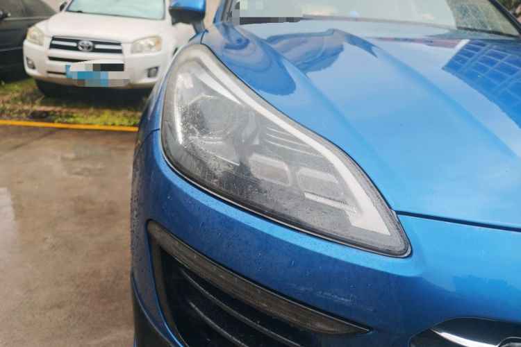 Used Zotye SR9 2017 2.0T Automatic Ultimate Dream Edition Right Front Headlight