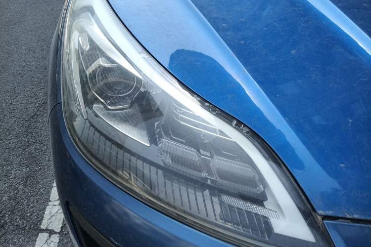 Used Zotye SR9 2017 2.0T Automatic Ultimate Edition Right Front Headlight