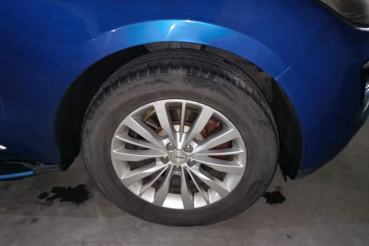 Used Zotye SR9 2017 2.0T Automatic Ultimate Edition Right Front Wheel Hub