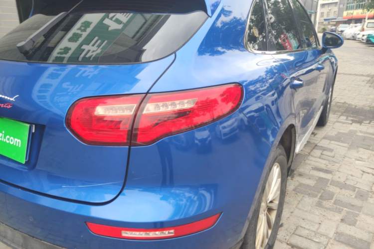 Used Zotye SR9 2017 2.0T Manual "Ultimate Road" Edition Right Rear Taillight