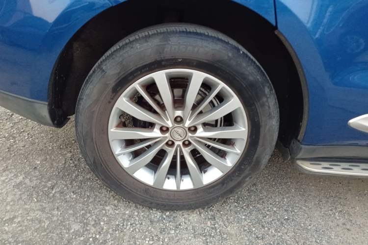 Used Zotye SR9 2017 2.0T Manual "Ultimate Light" Edition Right Rear Wheel Hub