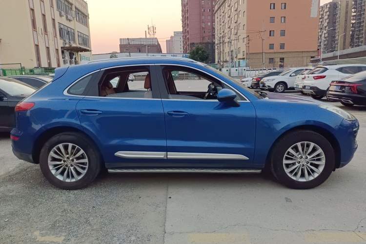 Used Zotye SR9 2017 2.0T Manual "Ultimate Light" Edition Right Side