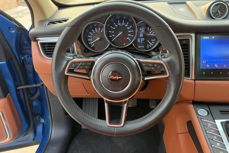 Used Zotye SR9 2017 2.0T Automatic Ultimate Edition Steering Wheel