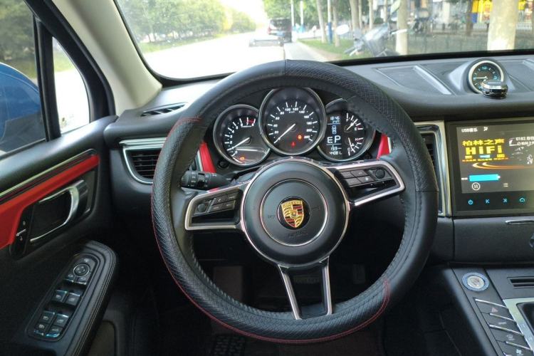 Used Zotye SR9 2017 2.0T Automatic Ultimate Edition Steering Wheel
