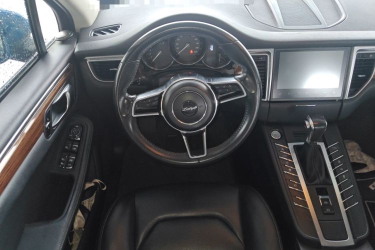 Used Zotye SR9 2017 2.0T Automatic Ultimate Road Edition Steering Wheel