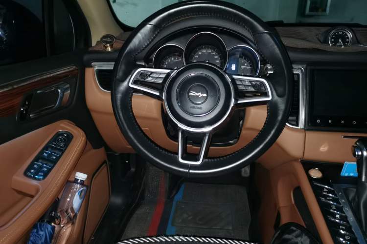 Used Zotye SR9 2017 2.0T Automatic Ultimate Edition Steering Wheel