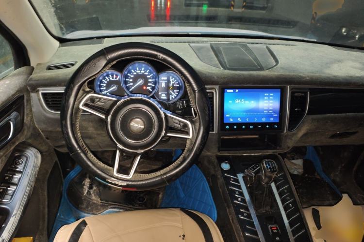 Used Zotye SR9 2017 2.0T Manual "Ultimate Road" Edition Steering Wheel