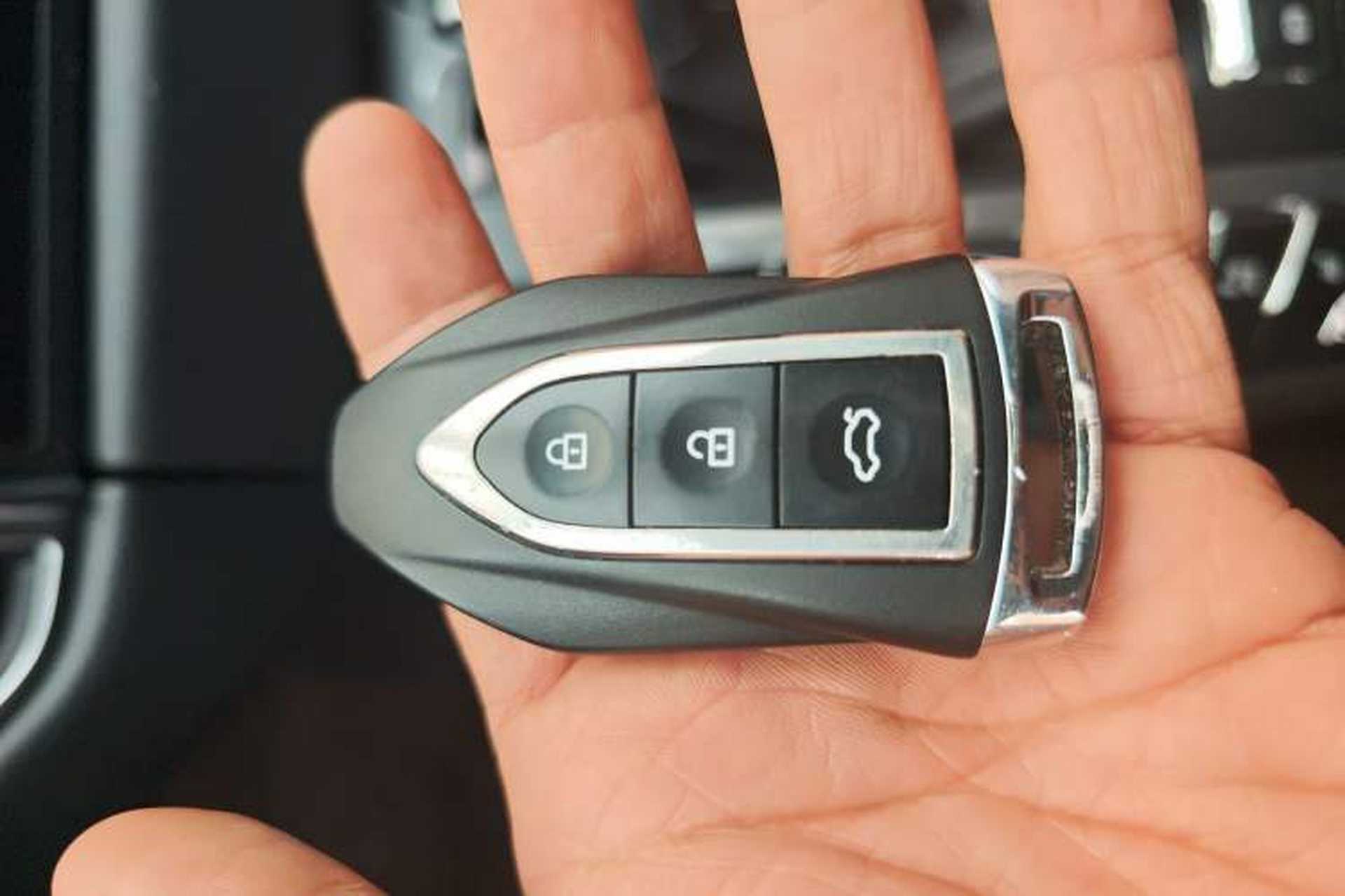 Used Zotye SR9 2017 2.0T Automatic Ultimate Dream Edition Vehicle Key
