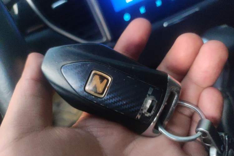 Used Zotye SR9 2017 2.0T Automatic Ultimate Road Edition Vehicle Key
