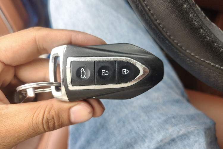 Used Zotye SR9 2017 2.0T Automatic Ultimate Dream Edition Vehicle Key