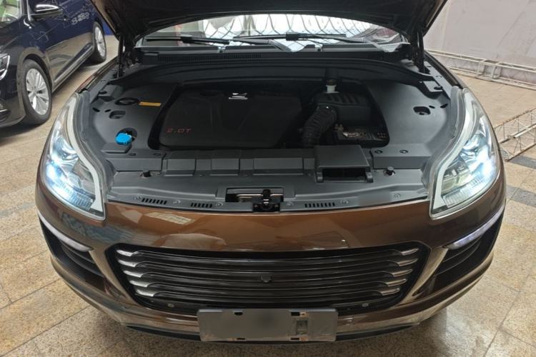 Used Zotye SR9 2017 2.0T Automatic Ultimate Light Edition Engine Bay