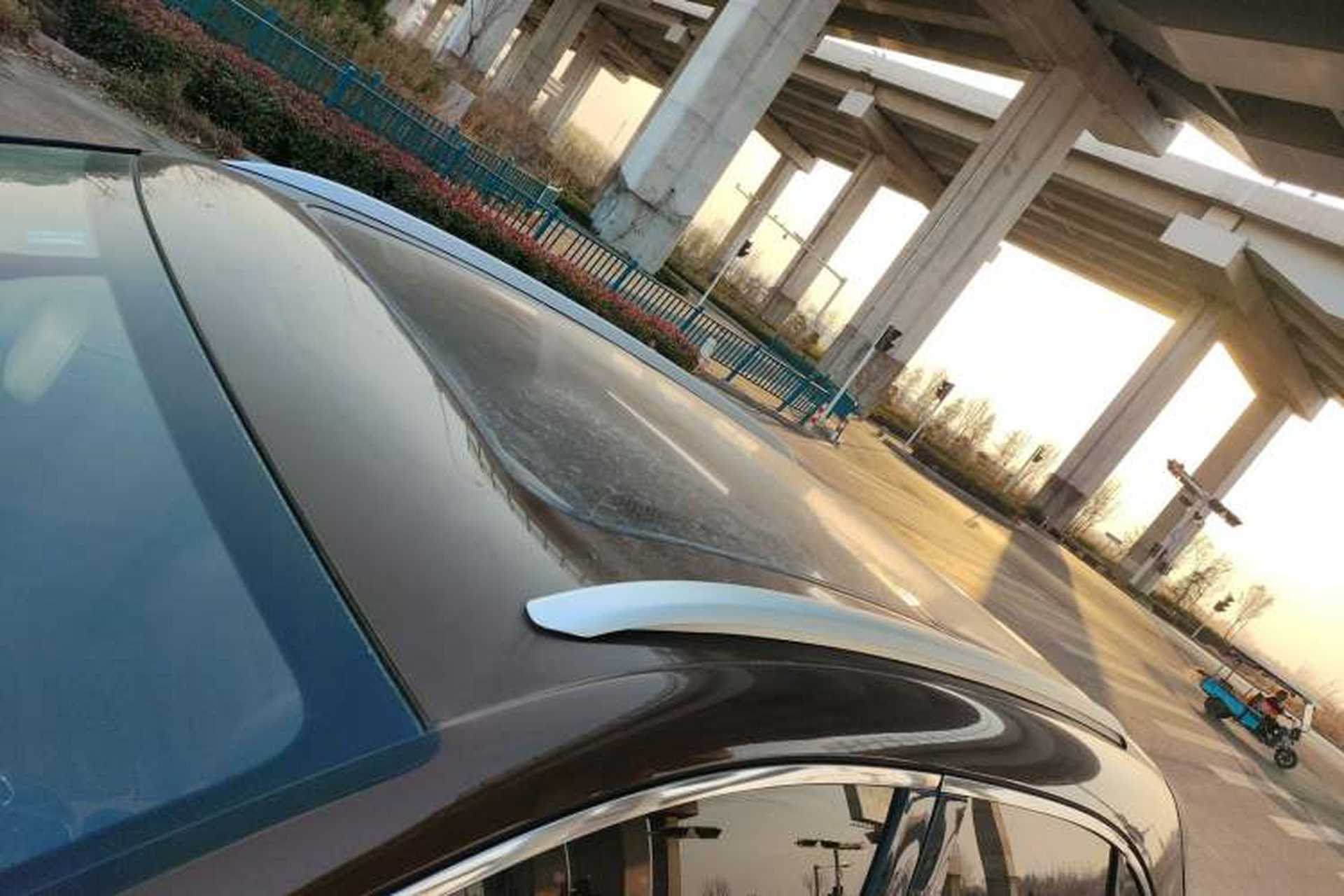 Used Zotye SR9 2017 2.0T Automatic Ultimate Dream Edition Roof