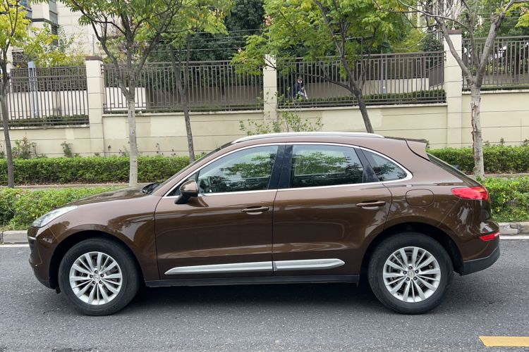 Used Zotye SR9 2017 2.0T Automatic Ultimate Road Edition Exterior 6