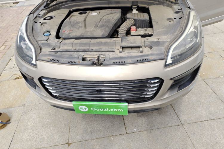 Used Zotye SR9 2017 2.0T Manual "Ultimate Road" Edition Engine Bay