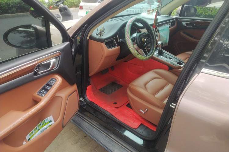 Used Zotye SR9 2017 2.0T Automatic Ultimate Dream Edition Driver Seat