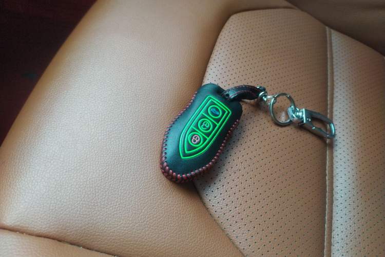 Used Zotye SR9 2017 2.0T Automatic Ultimate Dream Edition Vehicle Key