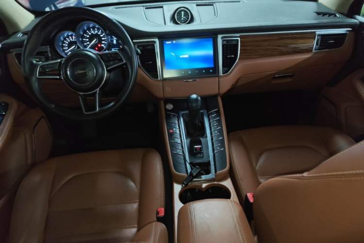 Used Zotye SR9 2017 2.0T Manual "Ultimate Heart" Edition Center Console