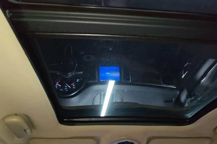 Used Zotye SR9 2017 2.0T Manual "Ultimate Heart" Edition Headliner