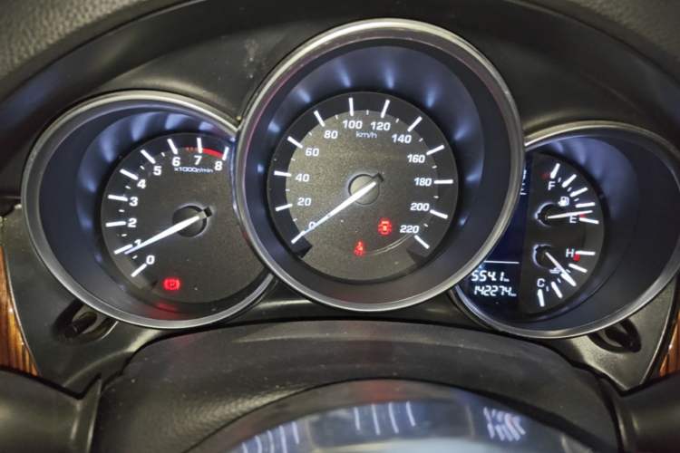 Used Zotye SR9 2017 2.0T Manual "Ultimate Heart" Edition Instrument Cluster