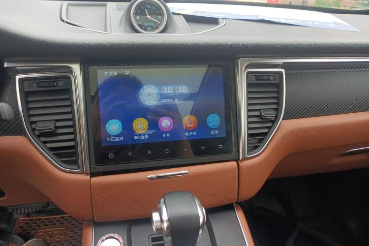 Used Zotye SR9 2017 2.0T Automatic Ultimate Edition Audio And AC Panel