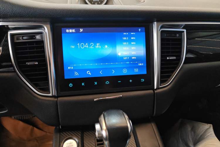 Used Zotye SR9 2017 2.0T Automatic Ultimate Edition Audio And AC Panel