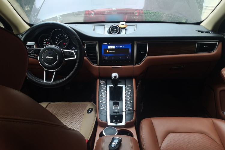 Used Zotye SR9 2017 2.0T Manual "Ultimate Heart" Edition Center Console