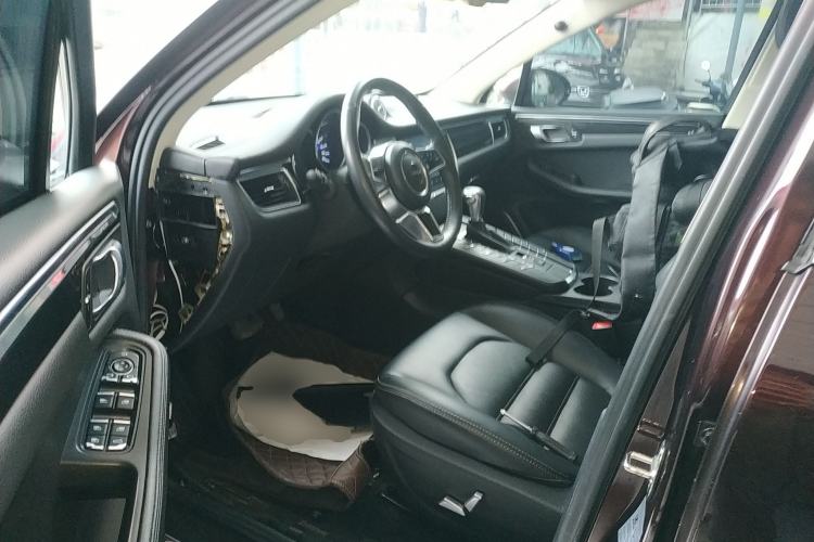Used Zotye SR9 2017 2.0T Automatic Ultimate Edition Driver Seat