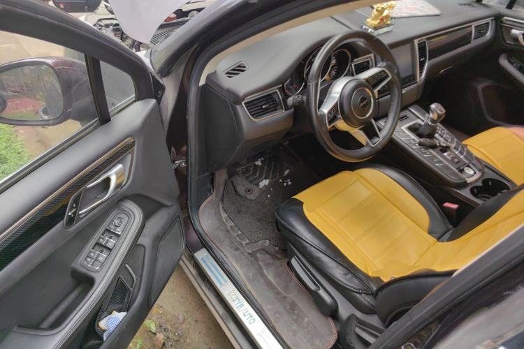 Used Zotye SR9 2017 2.0T Manual "Ultimate Light" Edition Driver Seat
