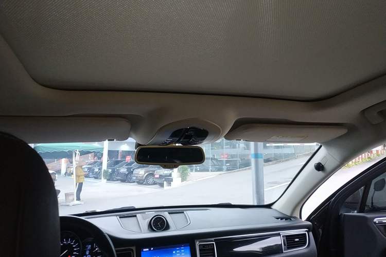 Used Zotye SR9 2017 2.0T Automatic Ultimate Edition Headliner
