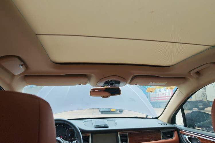 Used Zotye SR9 2017 2.0T Automatic Ultimate Light Edition Headliner