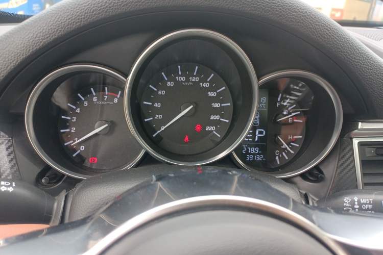 Used Zotye SR9 2017 2.0T Automatic Ultimate Edition Instrument Cluster