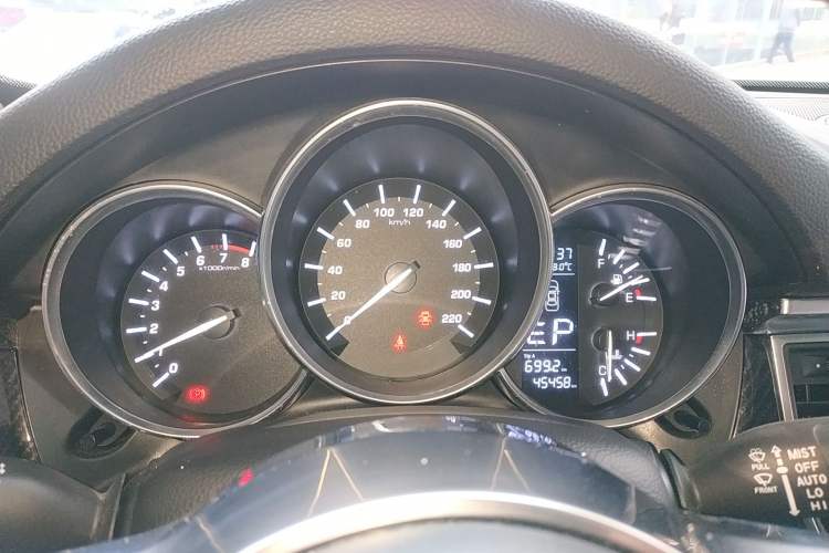 Used Zotye SR9 2017 2.0T Automatic Ultimate Edition Instrument Cluster