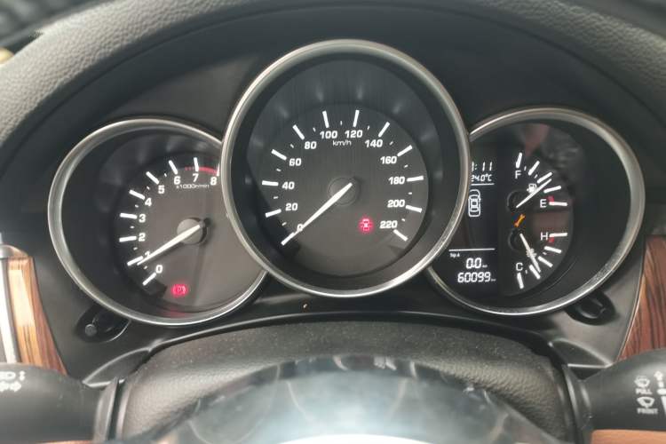 Used Zotye SR9 2017 2.0T Manual "Ultimate Heart" Edition Instrument Cluster