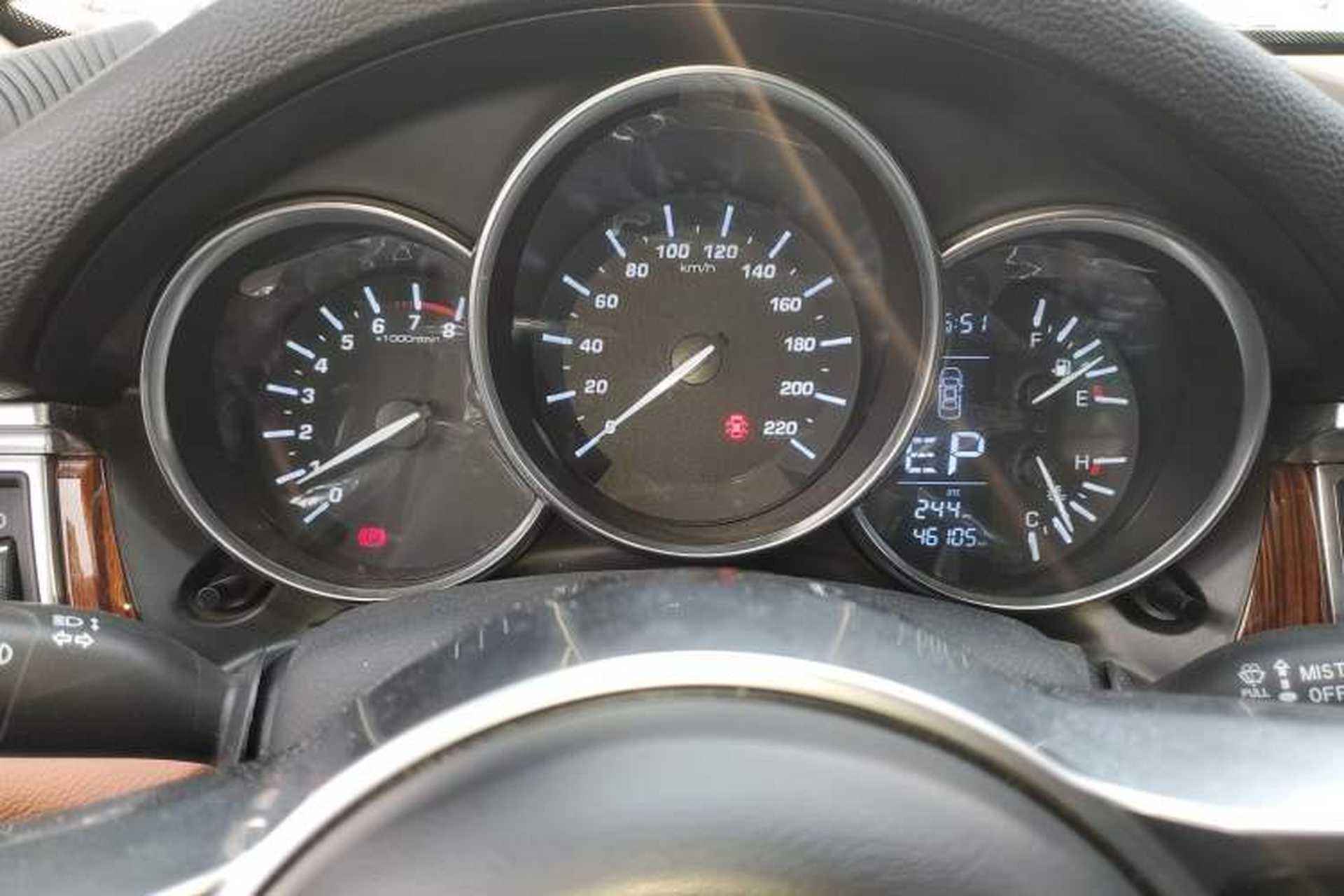 Used Zotye SR9 2017 2.0T Automatic Ultimate Road Edition Instrument Cluster