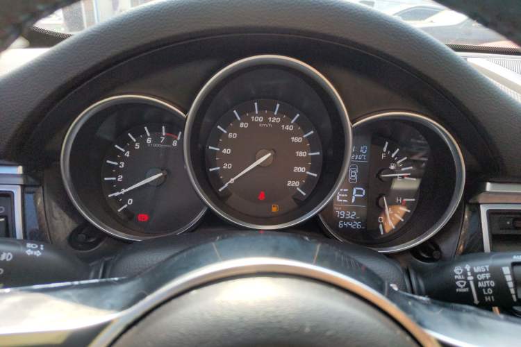Used Zotye SR9 2017 2.0T Automatic Ultimate Edition Instrument Cluster