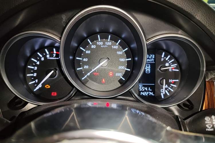Used Zotye SR9 2017 2.0T Manual "Ultimate Heart" Edition Instrument Cluster