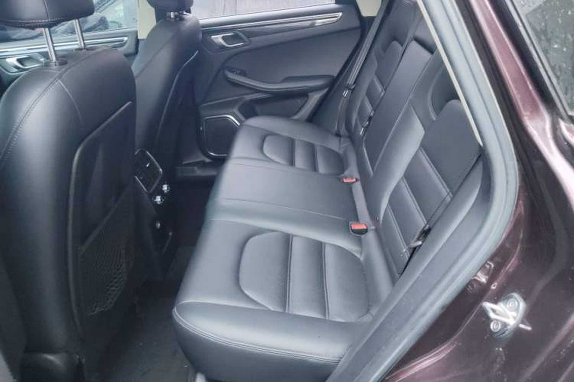 Used Zotye SR9 2017 2.0T Automatic Ultimate Dream Edition Interior 4