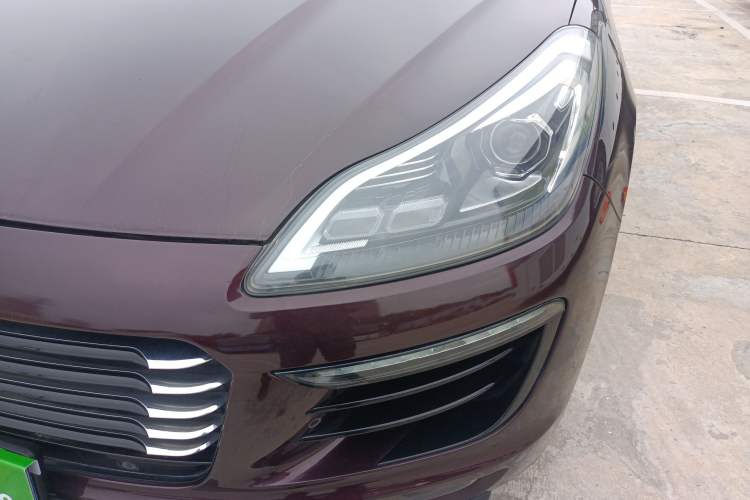 Used Zotye SR9 2017 2.0T Automatic Ultimate Edition Left Front Headlight