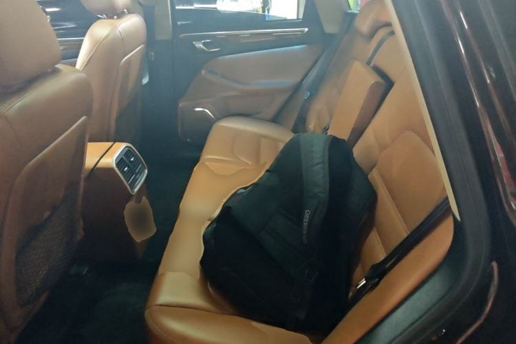 Used Zotye SR9 2017 2.0T Manual "Ultimate Heart" Edition Left Rear Seat