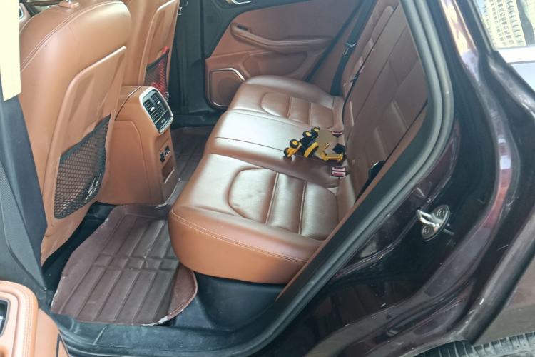 Used Zotye SR9 2017 2.0T Automatic Ultimate Edition Left Rear Seat
