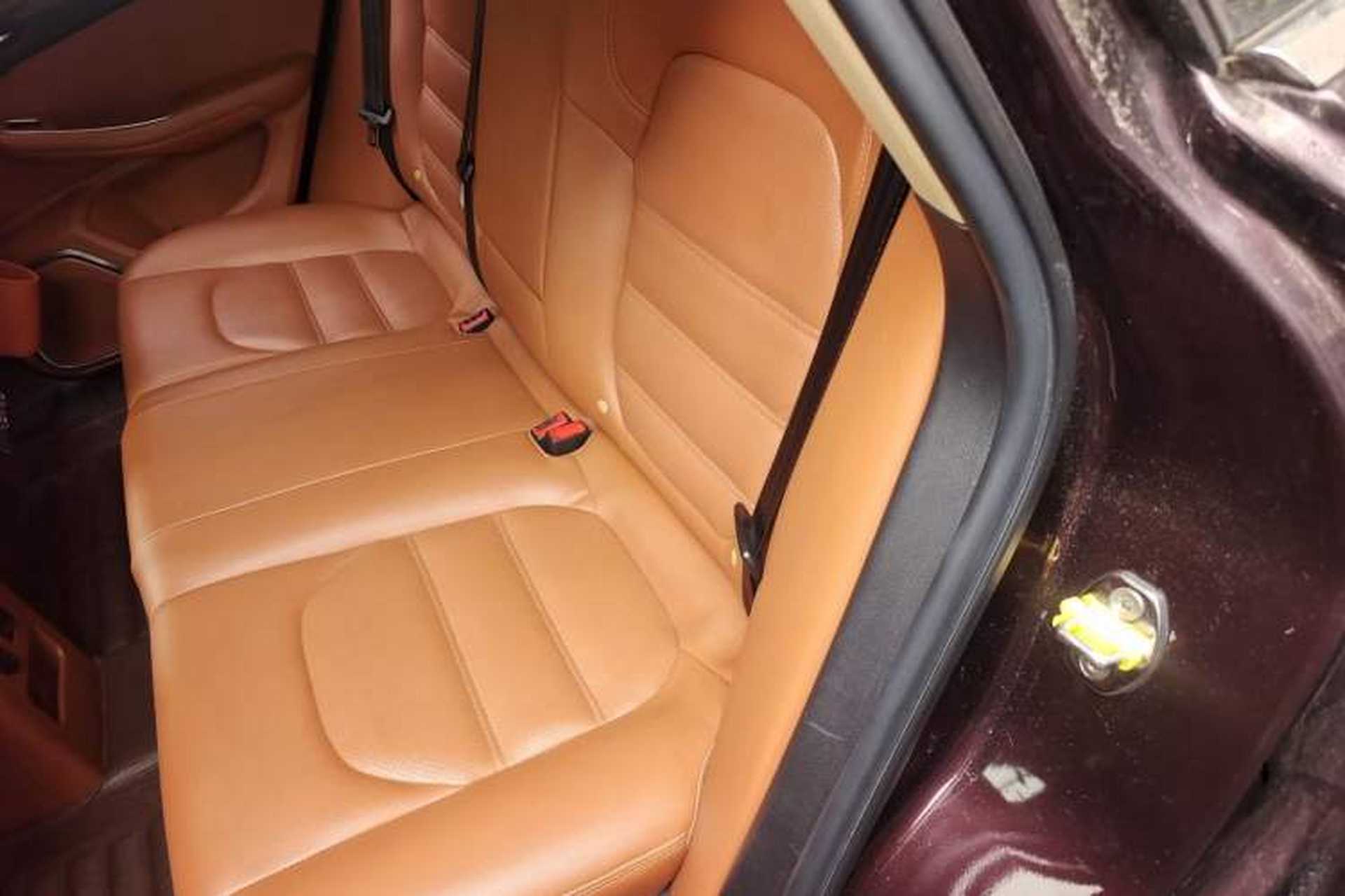 Used Zotye SR9 2017 2.0T Automatic Ultimate Edition Left Rear Seat