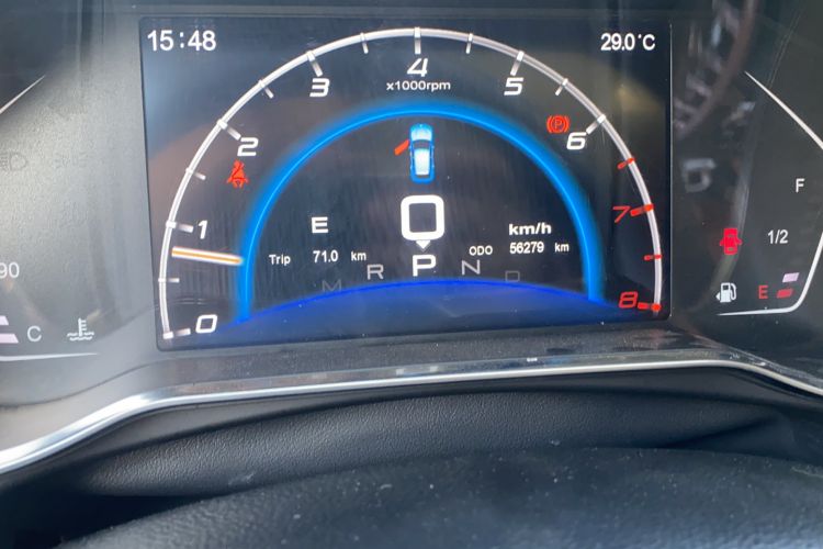 Used Zotye SR9 2017 2.0T Automatic Ultimate Dream Edition Odometer Close Up