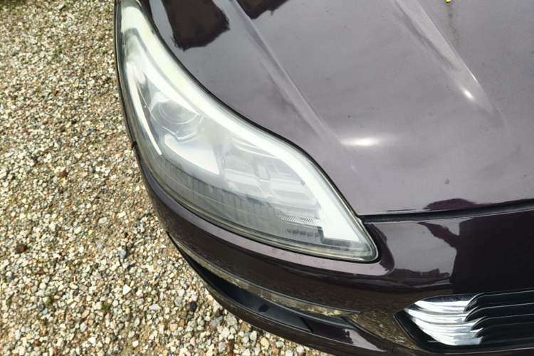 Used Zotye SR9 2017 2.0T Automatic Ultimate Light Edition Right Front Headlight