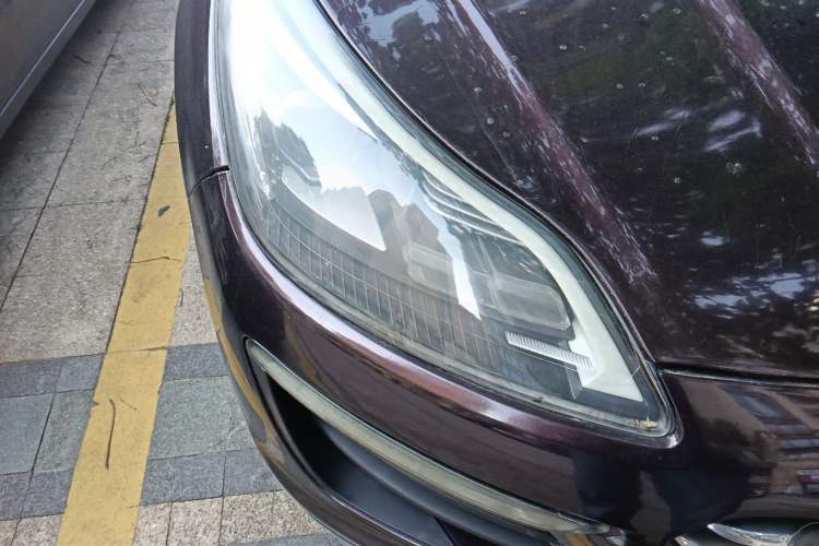Used Zotye SR9 2017 2.0T Automatic Ultimate Edition Right Front Headlight