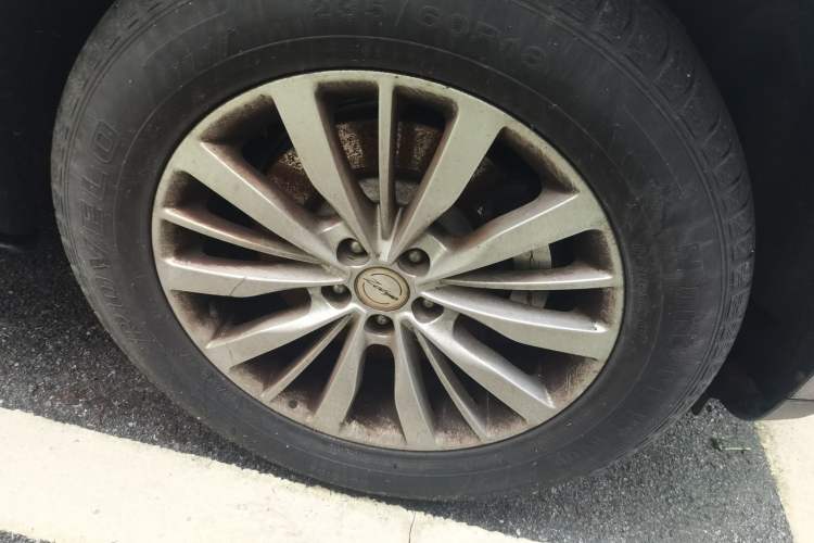 Used Zotye SR9 2017 2.0T Manual "Ultimate Heart" Edition Right Front Wheel Hub